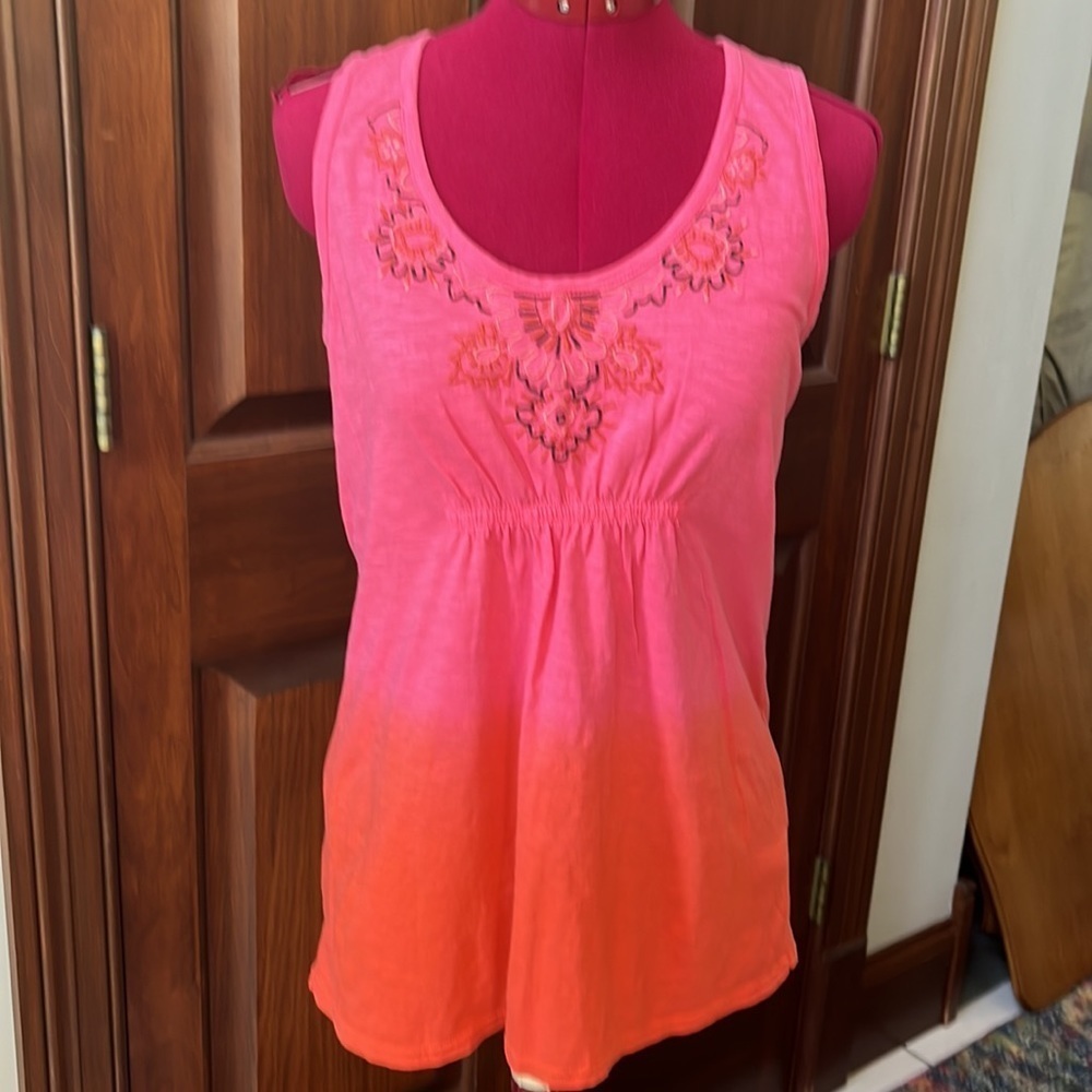 Athleta  tank top  100% cotton ombre   sleeveless    Pink/orange  Size S    EUC